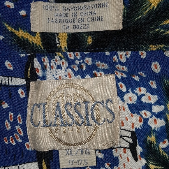 Mens Classic Palm Tree Button up Tshirt - Picture 2 of 4